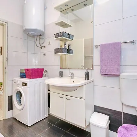 Nena Apartment Poljica (Zadar)