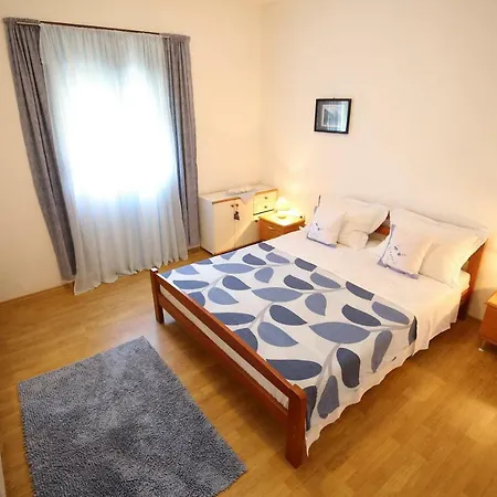 Daire Nena Poljica (Zadar)
