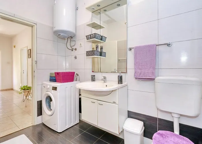 Nena Apartment Poljica (Zadar)